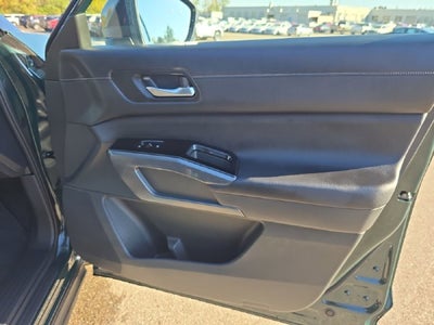 2023 Nissan Pathfinder SL PREMIUM