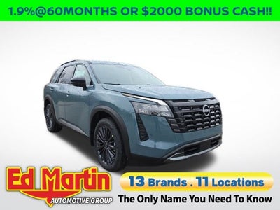 2026 Nissan Pathfinder SL