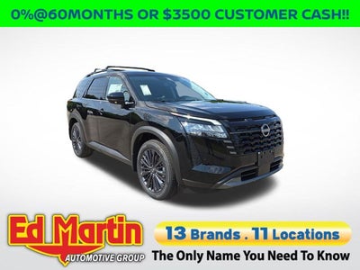 2026 Nissan Pathfinder SL