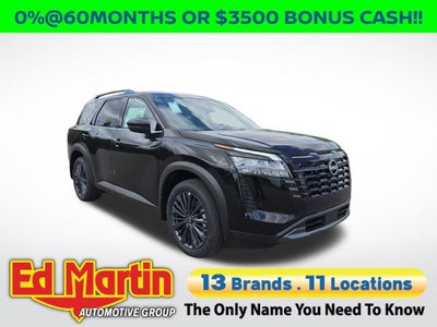 2026 Nissan Pathfinder SL