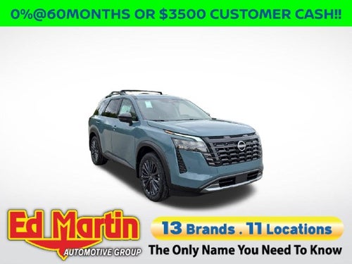 2026 Nissan Pathfinder SL