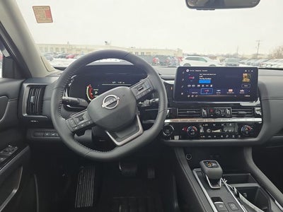 2026 Nissan Pathfinder SL