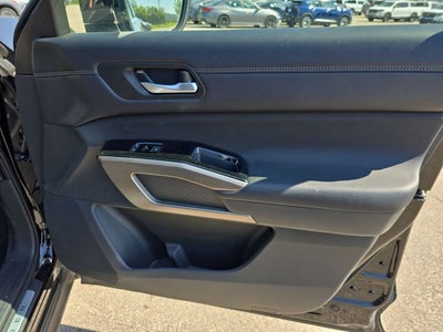 2024 Nissan Pathfinder Platinum