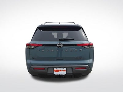 2026 Nissan Pathfinder Platinum