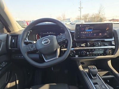 2026 Nissan Pathfinder Platinum