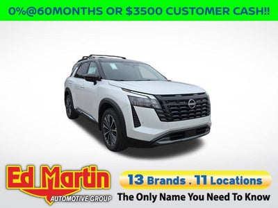 2026 Nissan Pathfinder Platinum