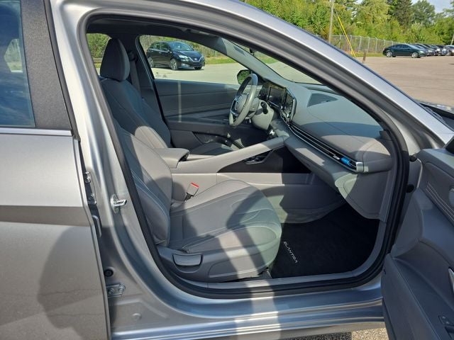 2022 Hyundai Elantra SEL PREMIUM
