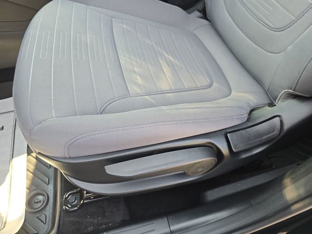 2024 Hyundai Santa Cruz SE