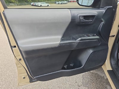 2019 Toyota Tacoma SR V6