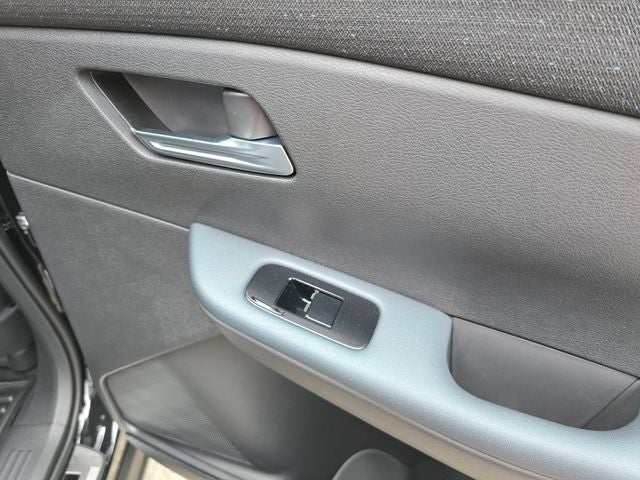 2026 Nissan Leaf PLATINUM+