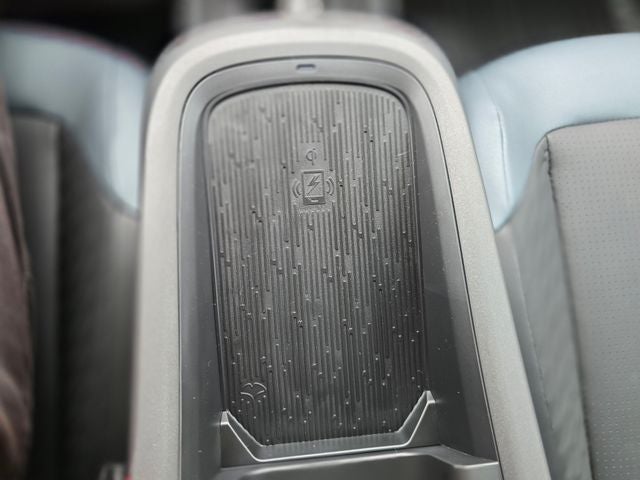 2026 Nissan Leaf PLATINUM+