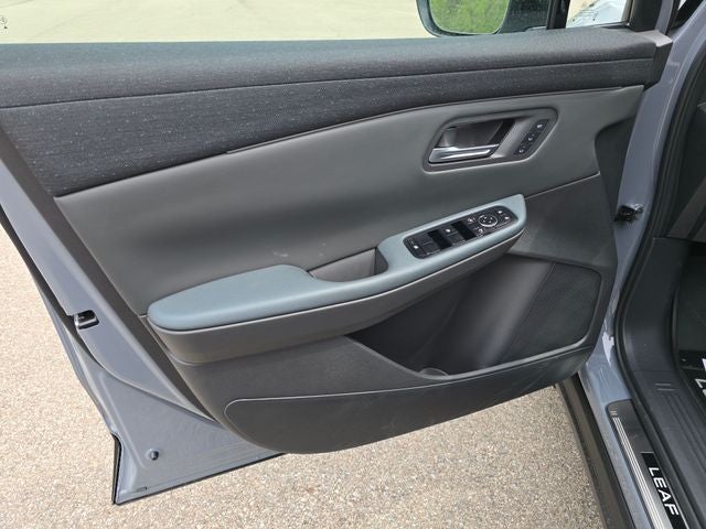2026 Nissan Leaf PLATINUM+