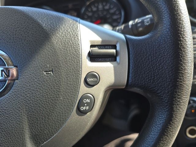 2013 Nissan Rogue SV