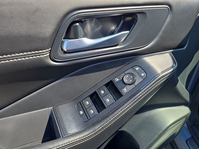 2023 Nissan Rogue SV PREMIUM/MIDNIGHT