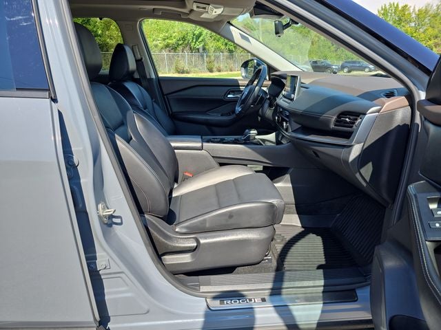 2023 Nissan Rogue SV PREMIUM/MIDNIGHT