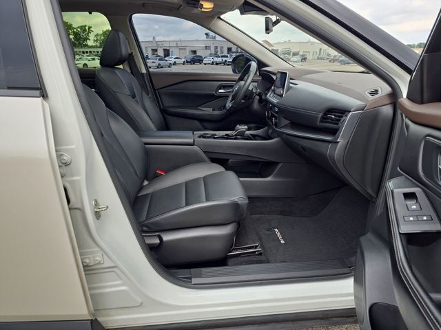 2023 Nissan Rogue SV PREMIUM/MIDNIGHT