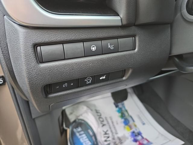 2025 Nissan Rogue SL