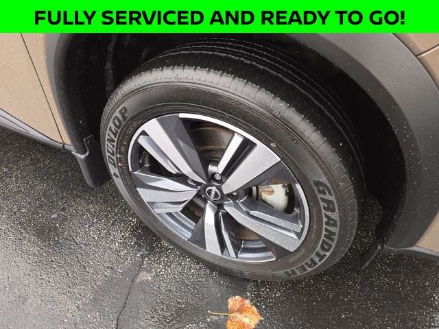 2025 Nissan Rogue SL