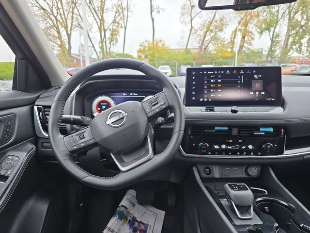 2025 Nissan Rogue SL