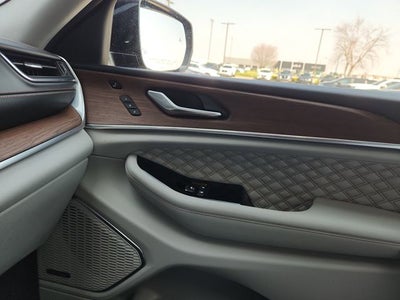 2022 Jeep Grand Cherokee L Summit