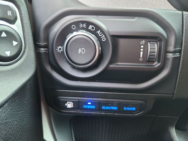 2024 Jeep Wrangler Sahara 4xe