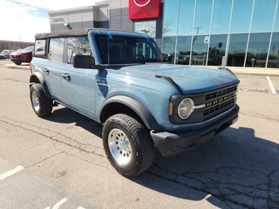 2022 Ford Bronco Base