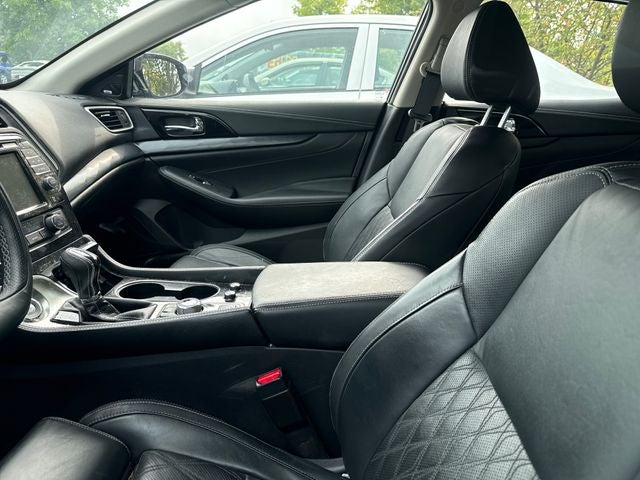 2023 Nissan Maxima Platinum