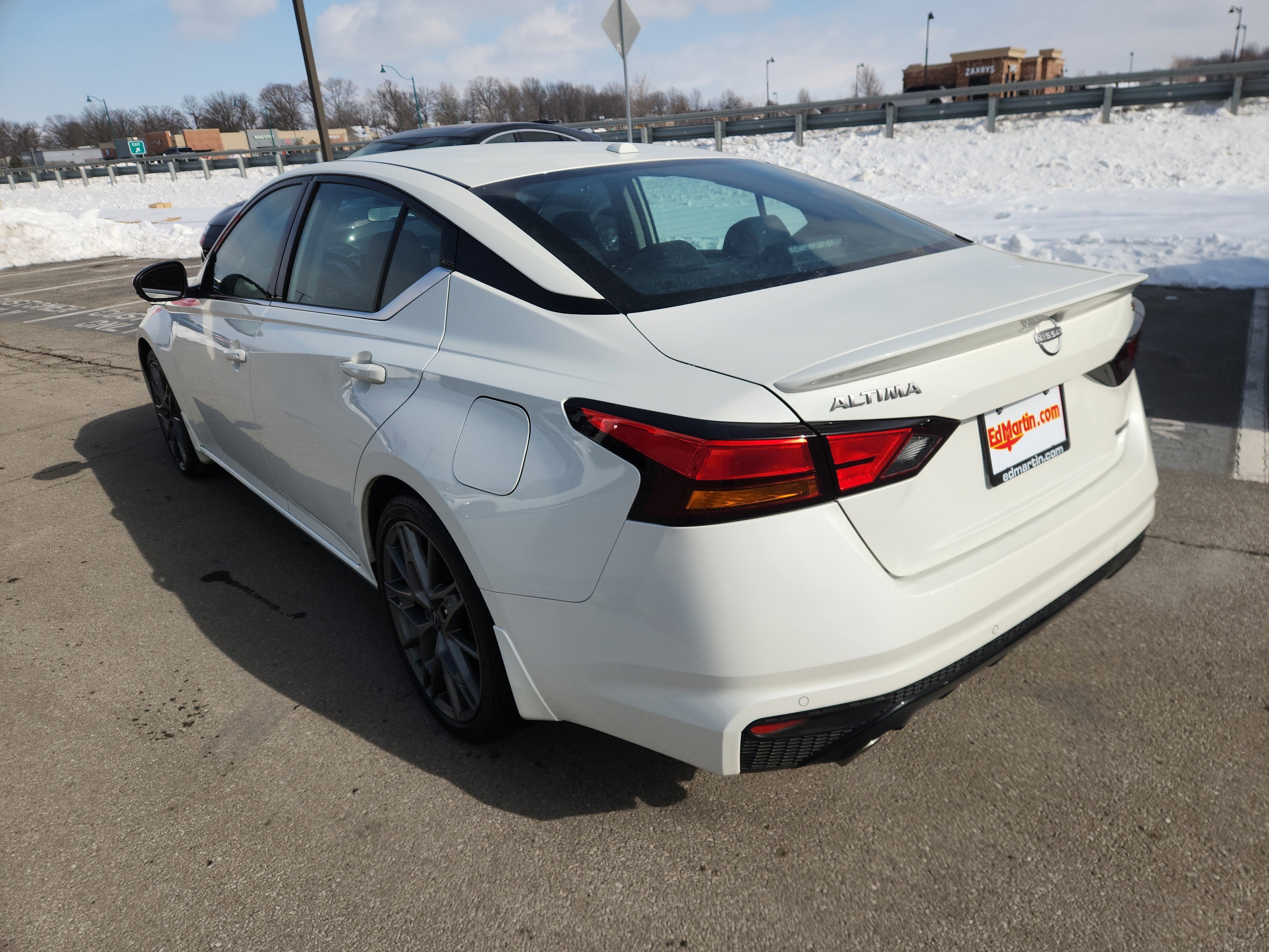 2024 Nissan Altima 2.0 SR