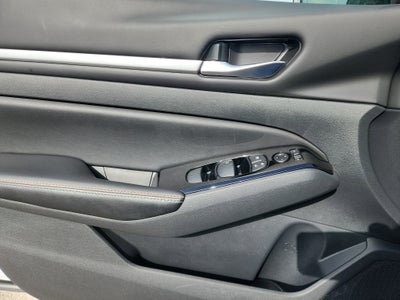 2024 Nissan Altima 2.0 SR