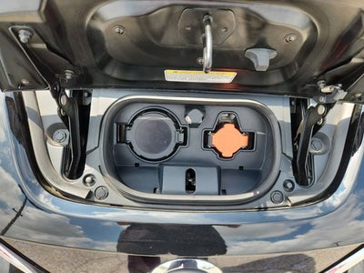 2022 Nissan Leaf SV