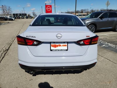 2025 Nissan Altima 2.5 SR