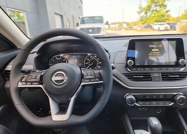 2025 Nissan Altima 2.5 SR