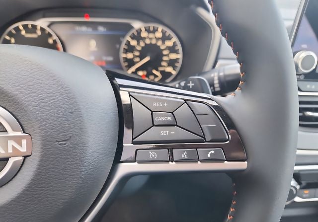 2025 Nissan Altima 2.5 SR