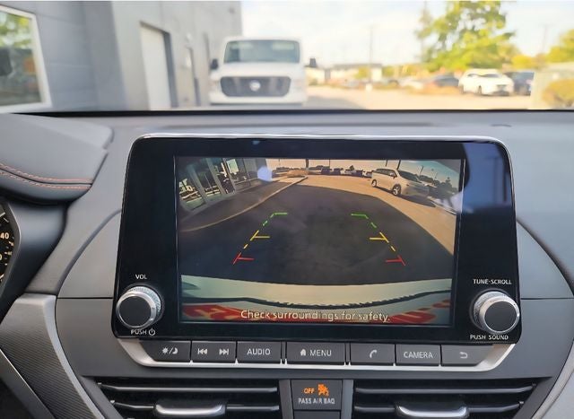 2025 Nissan Altima 2.5 SR