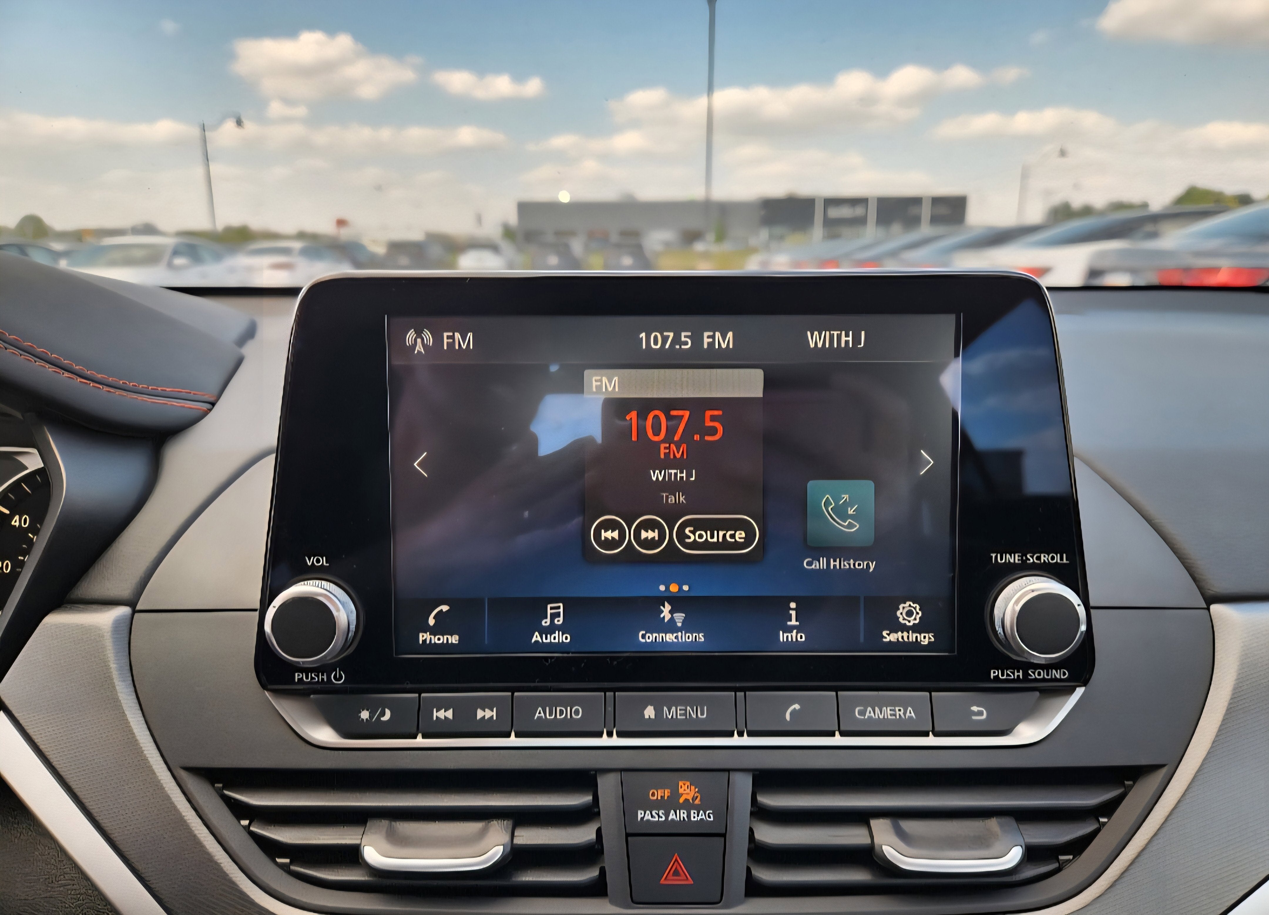 2025 Nissan Altima SR