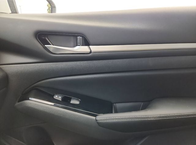 2025 Nissan Altima SL