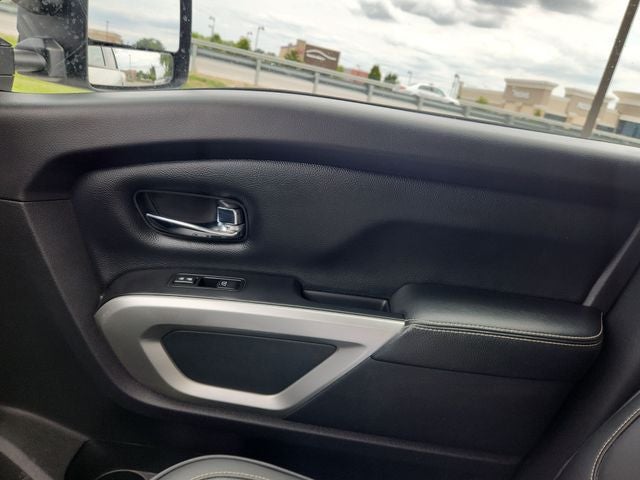 2018 Nissan Titan PRO-4X