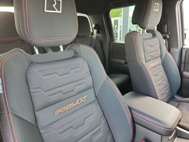2026 Nissan Frontier PRO-4X w/R Package
