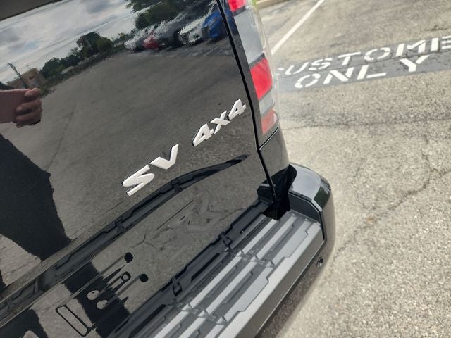 2024 Nissan Frontier SV