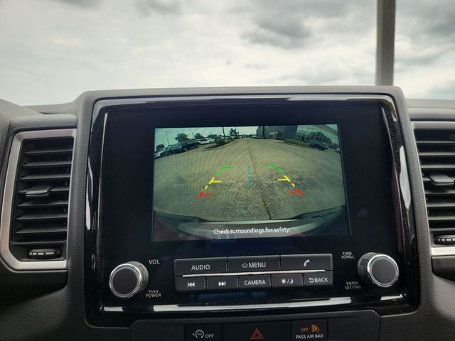 2024 Nissan Frontier SV