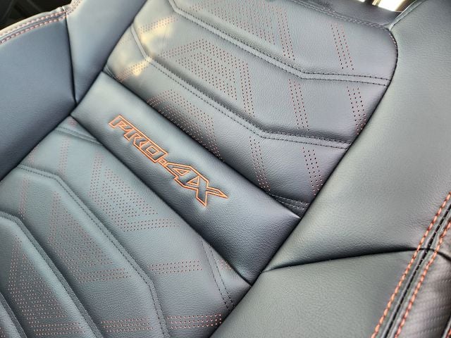 2026 Nissan Frontier PRO-4X w/R Package