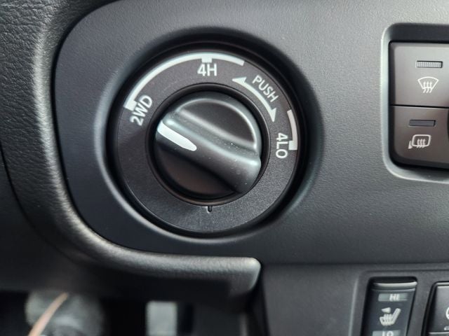 2026 Nissan Frontier PRO-4X w/R Package