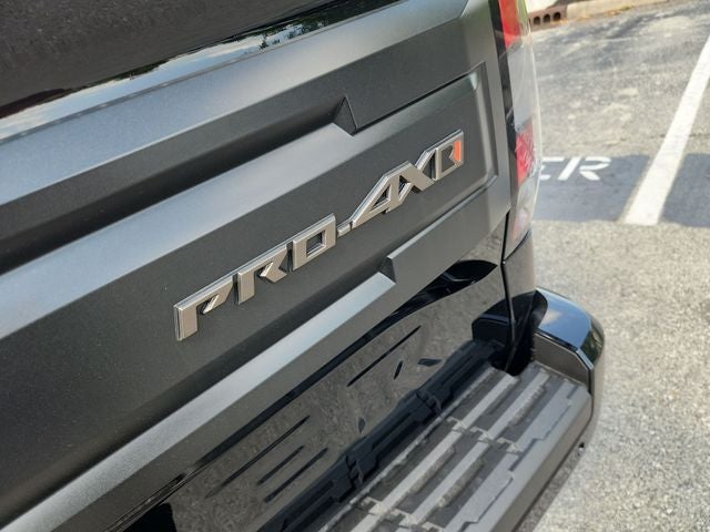 2026 Nissan Frontier PRO-4X w/R Package