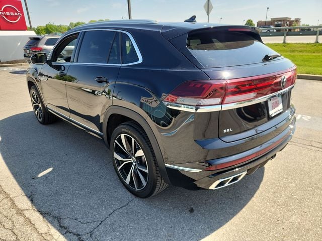 2024 Volkswagen Atlas Cross Sport 2.0T SEL Premium R-Line