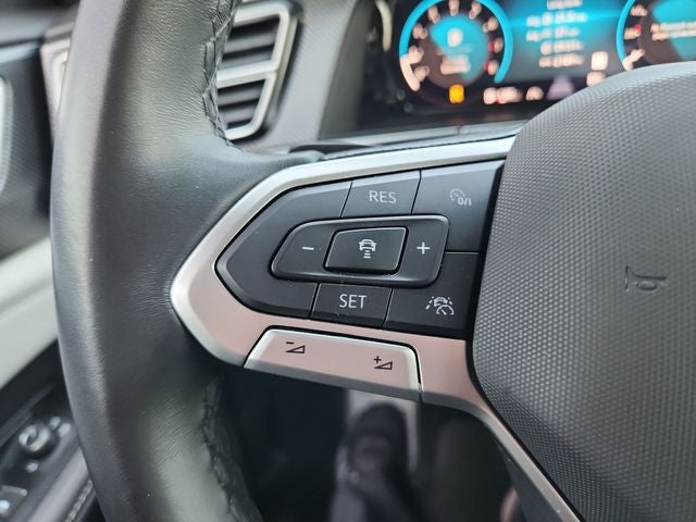 2024 Volkswagen Atlas Cross Sport 2.0T SEL Premium R-Line