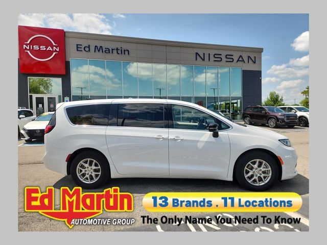 2024 Chrysler Pacifica Touring L
