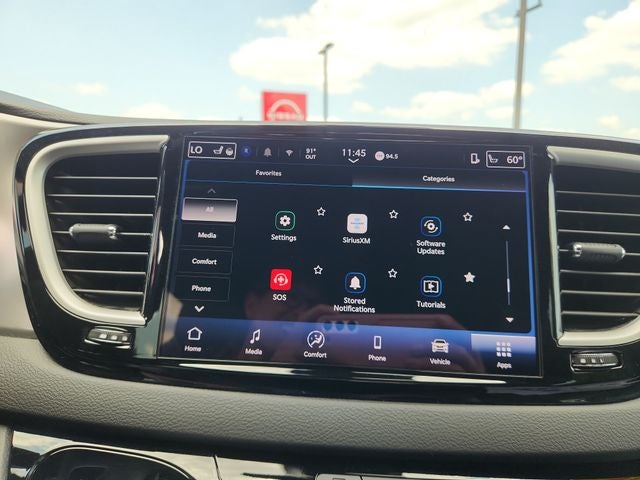 2025 Chrysler Pacifica Select