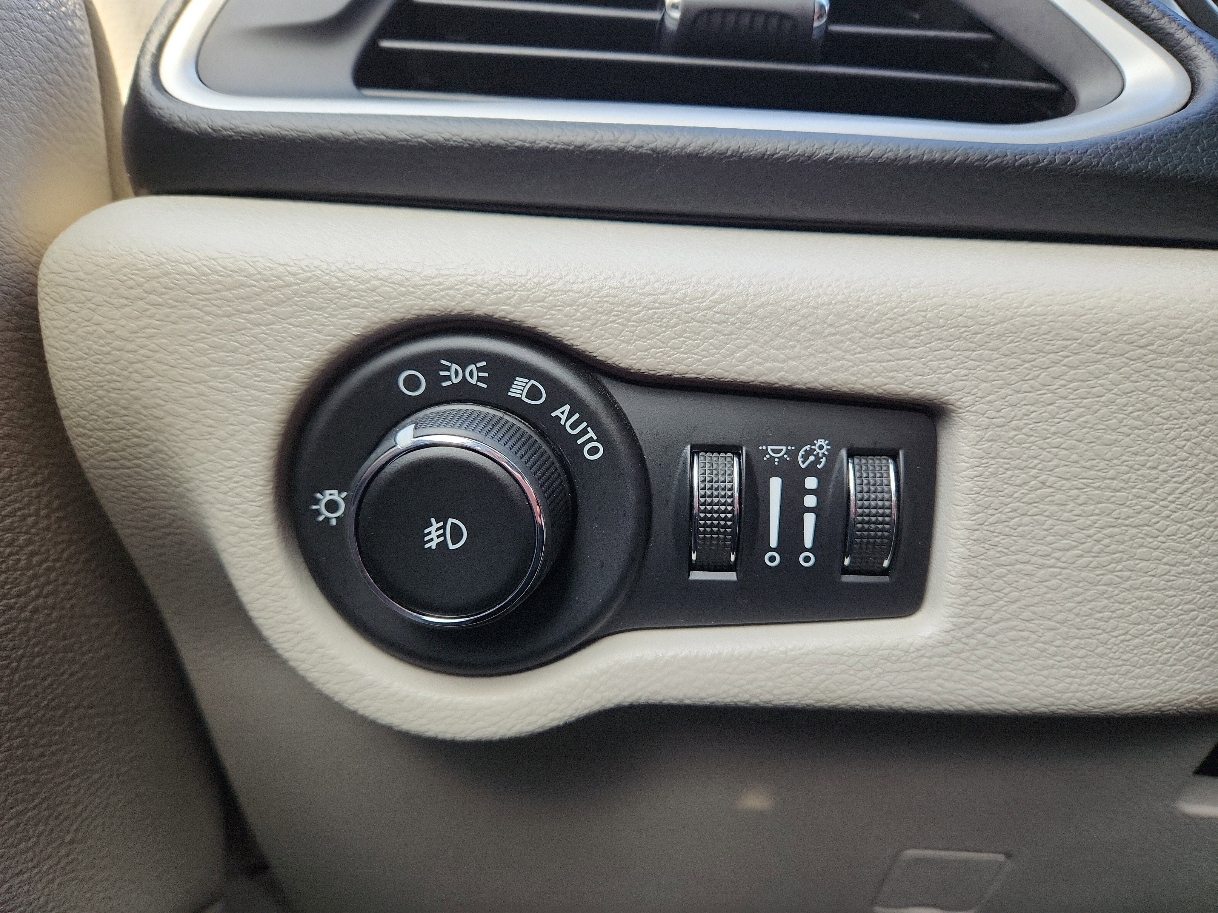 2017 Chrysler Pacifica Touring Plus