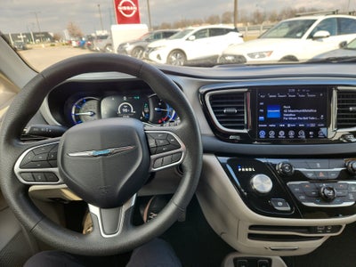 2017 Chrysler Pacifica Touring Plus