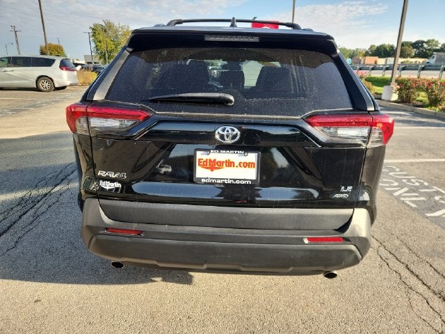 2021 Toyota RAV4 LE